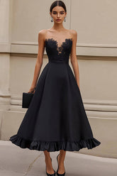 Schwarzes Trägerloses Appliziertes Langes Ballkleid mit Rüschen